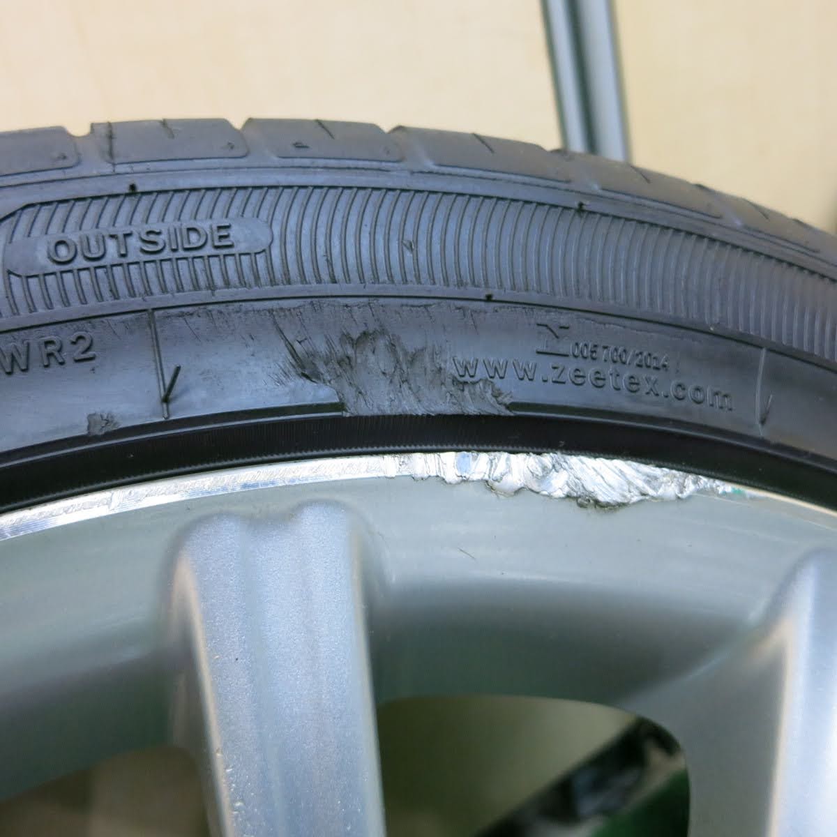 [送料無料]バリ溝！8.5分★トヨタ 200系 クラウン 純正 225/45R18 ジーテックス HP2000 vfm 18インチ PCD114.3/5H★3070101イノ