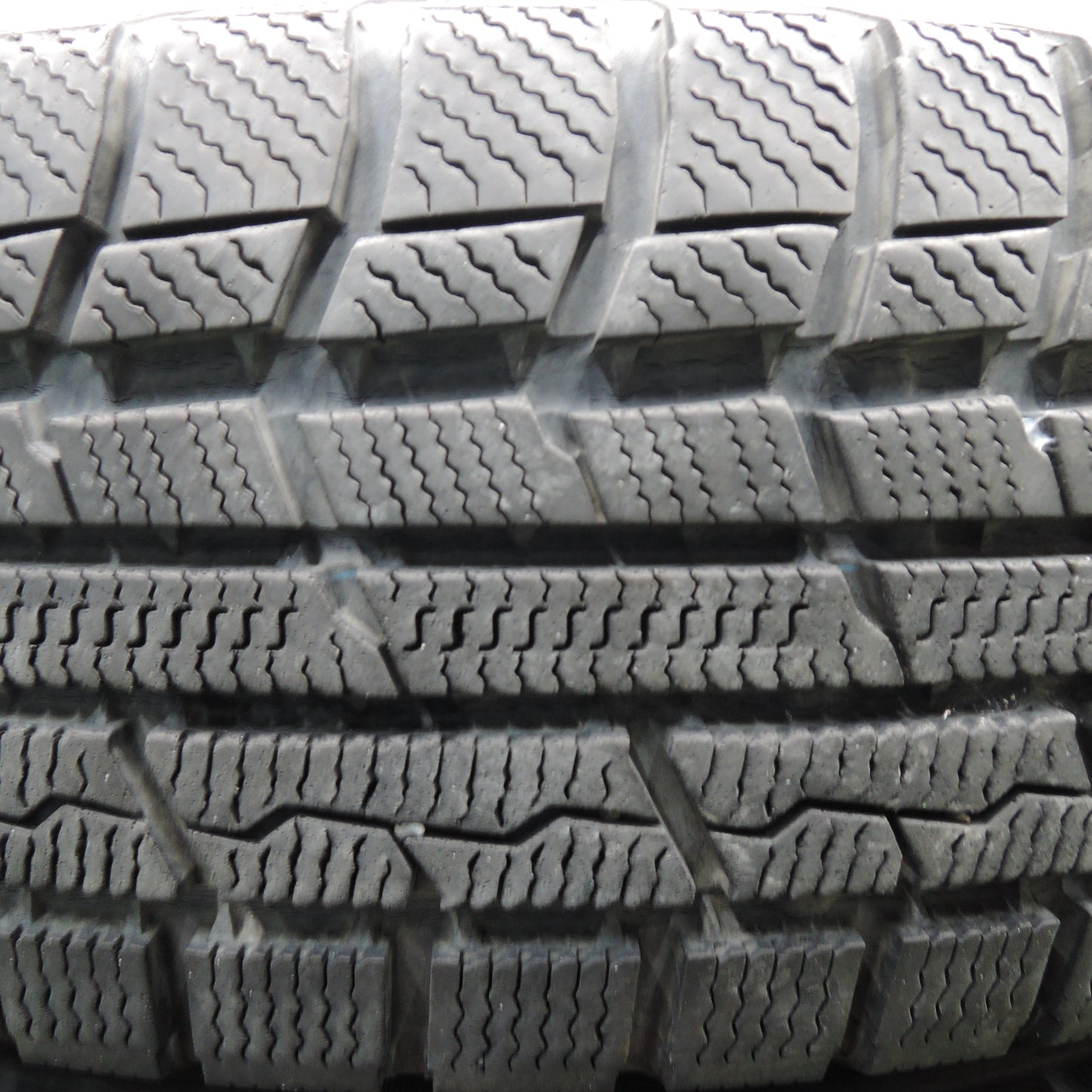 *送料無料*バリ溝！8.5分★三菱 パジェロミニ 純正 175/80R15 スタッドレス トーヨー ウインター トランパス TX PCD114.3/5H★4010201HAス