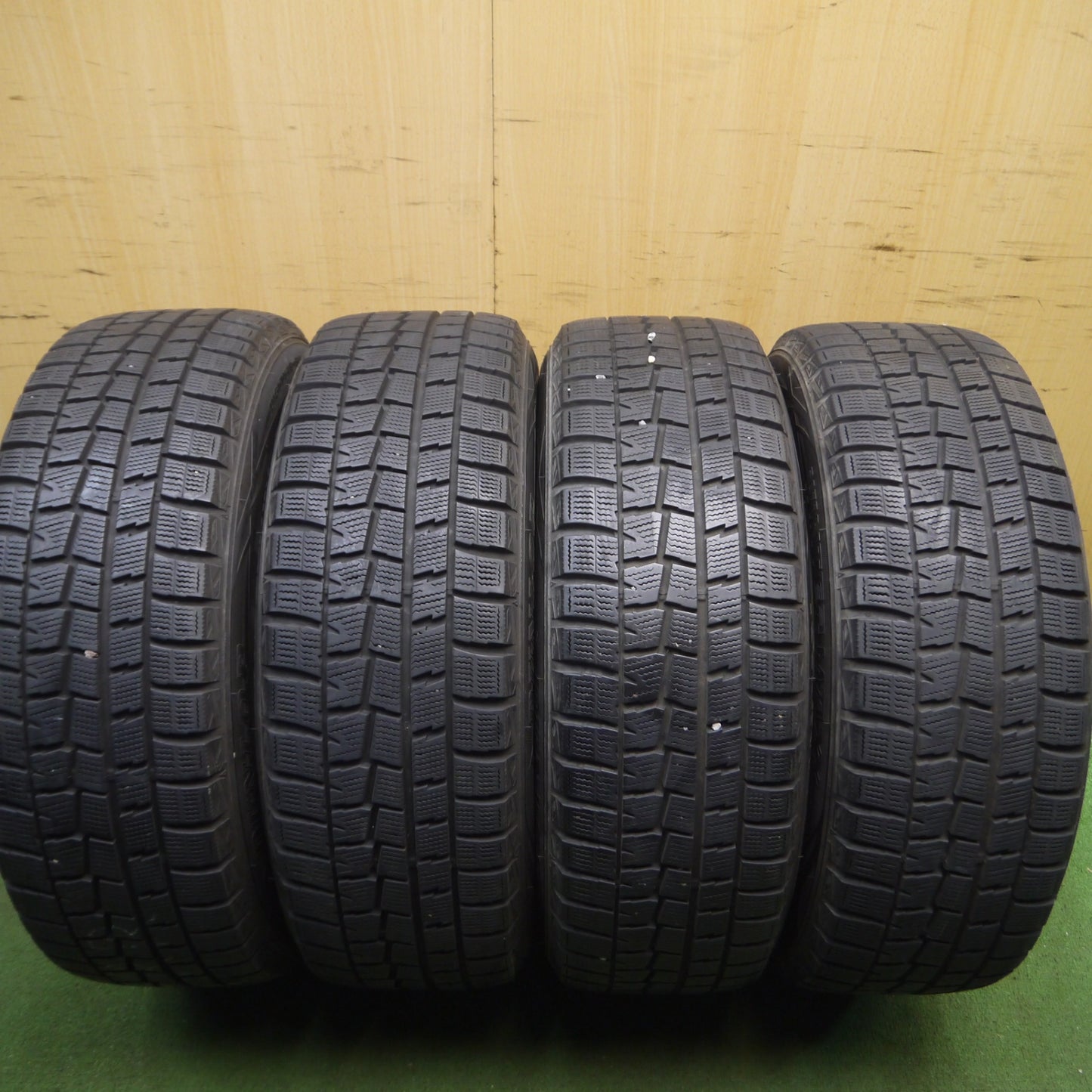 *送料無料* バリ溝！キレイ！9.5分★スタッドレス 215/55R17 ダンロップ ウインターマックス WM01 La-Strada Tiradoβ 阿部商会 PCD114.3/5H★4022604Hス