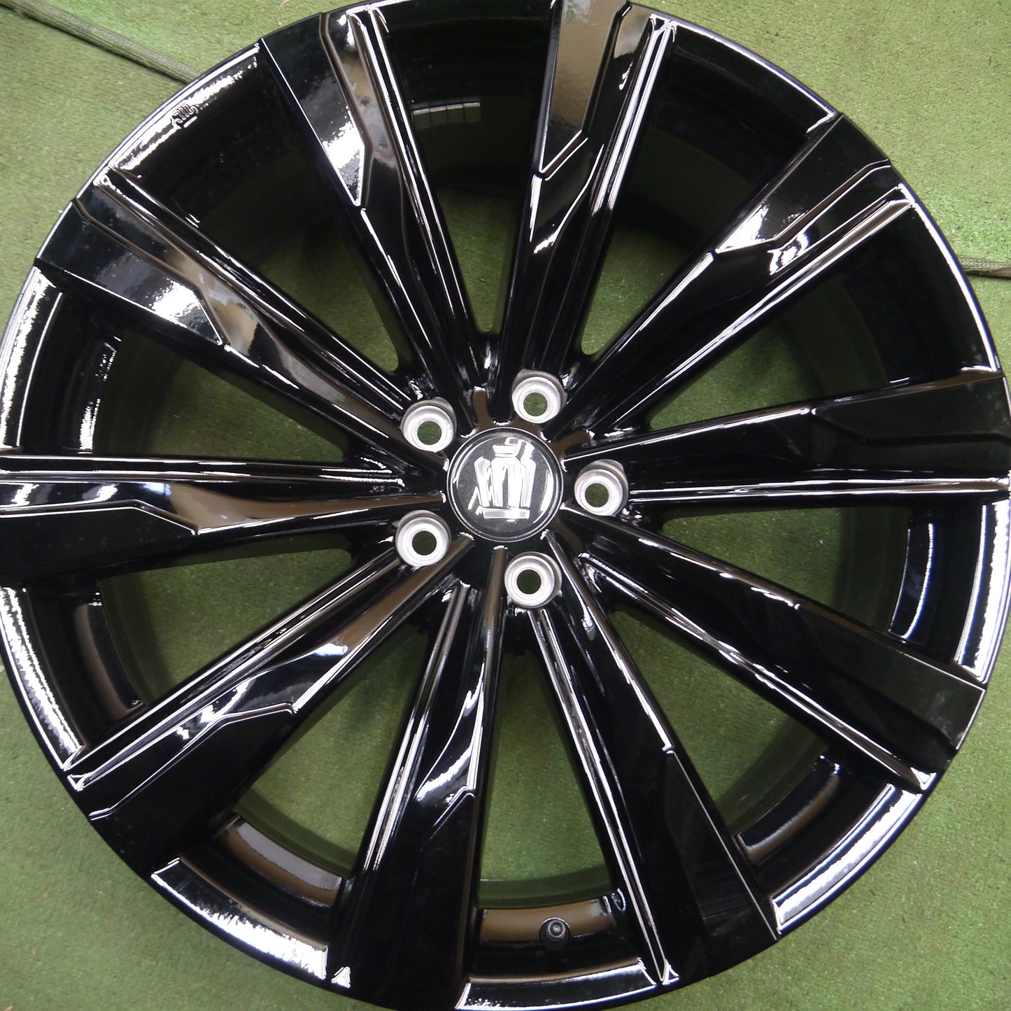 *送料無料*新車外し★トヨタ クラウン スポーツ 純正 ホイール 21インチ 21×8.5J PCD114.3/5H★4012601Hホ