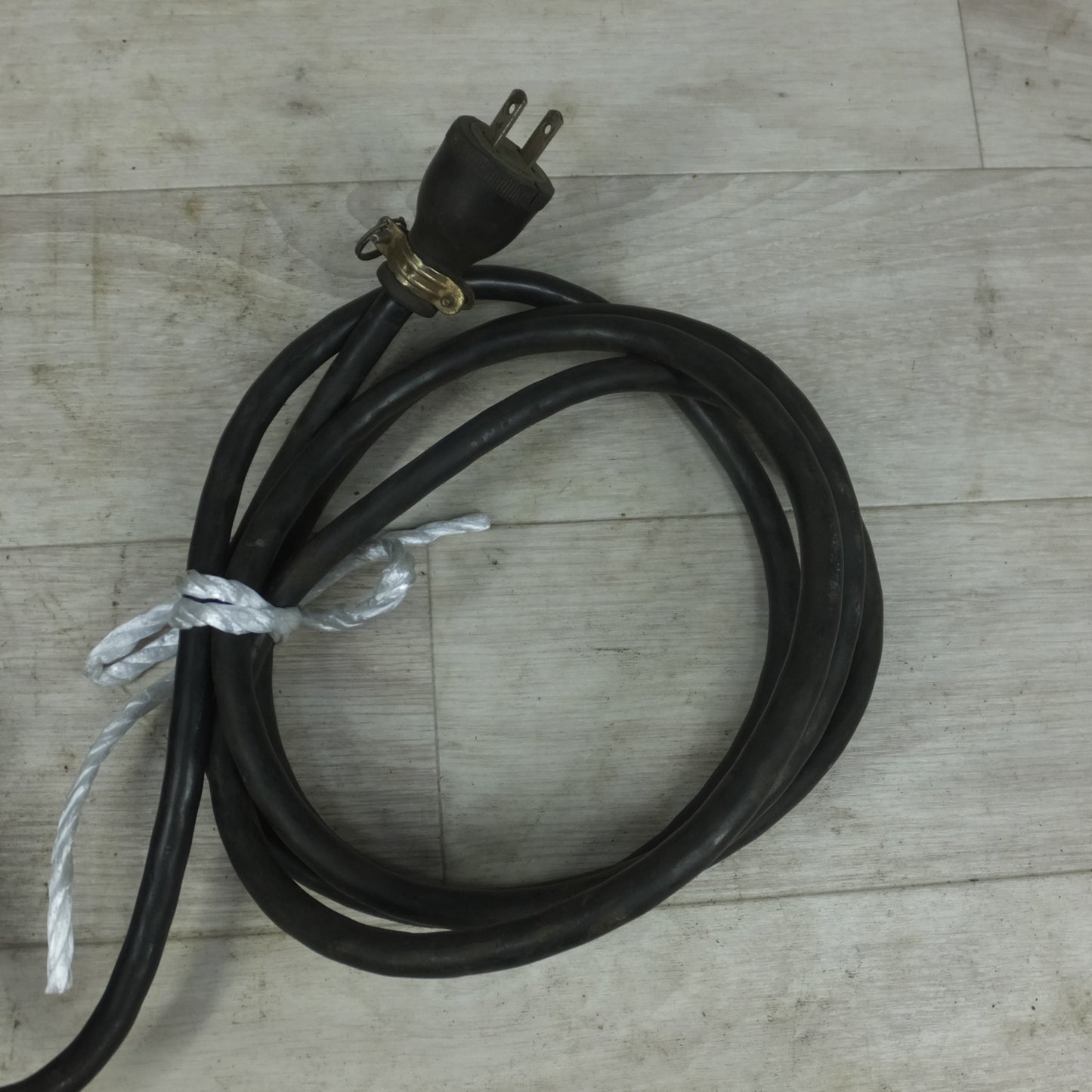 [送料無料] ◆HITACHI 日立工機 180mm 電子ディスクグラインダ G18Y1 研磨機 電動工具 100V 50/60Hz◆
