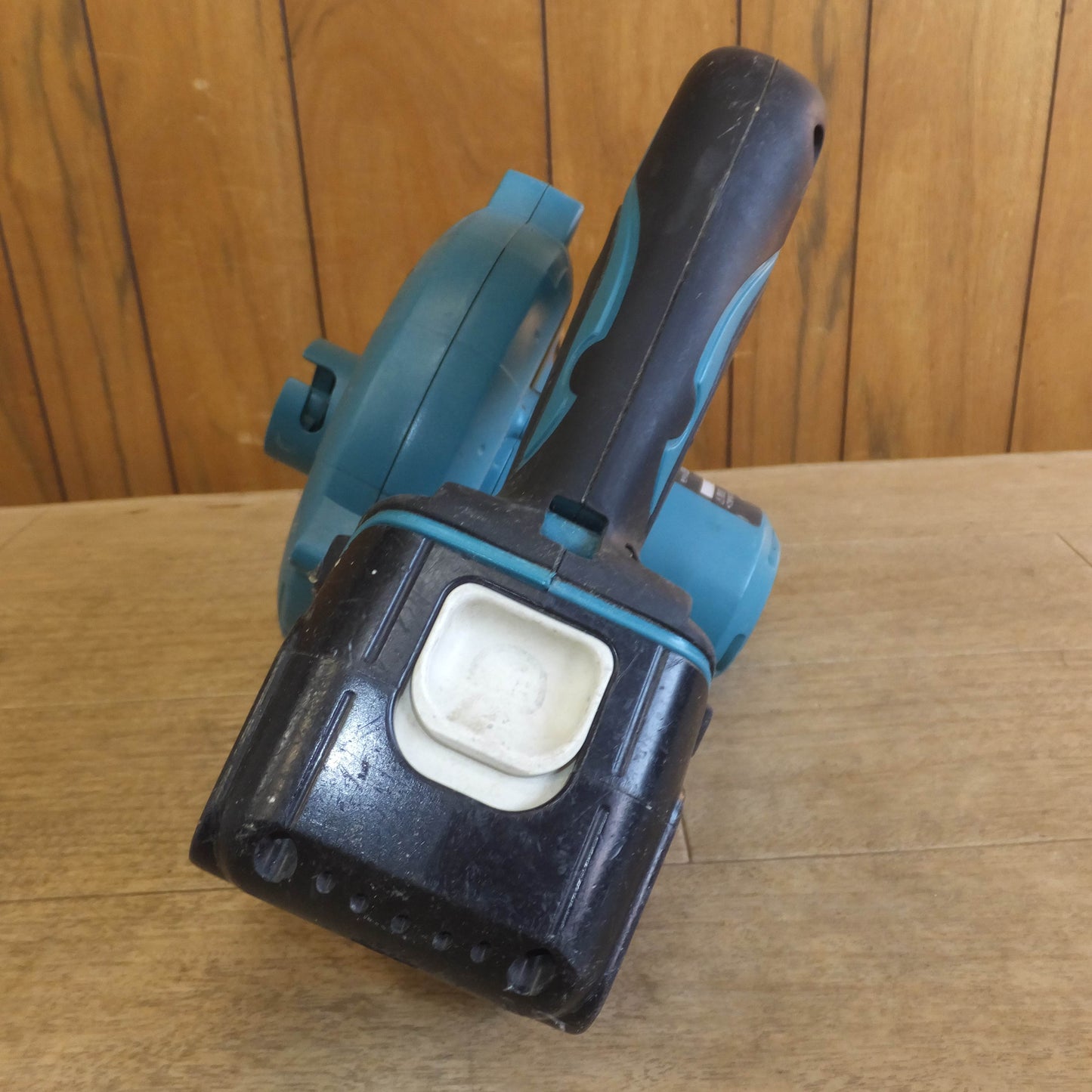 [送料無料]★マキタ makita 充電式ブロワ UB142D　バッテリ BL1430　セット★