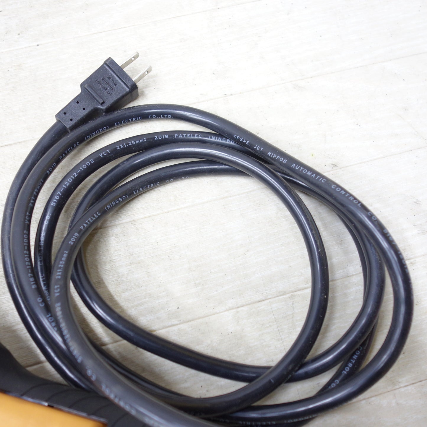 [送料無料] キレイ◆makita マキタ 180mm 電子ディスクグラインダ GA7011C 切断 研削 電動工具 100V 50/60Hz◆