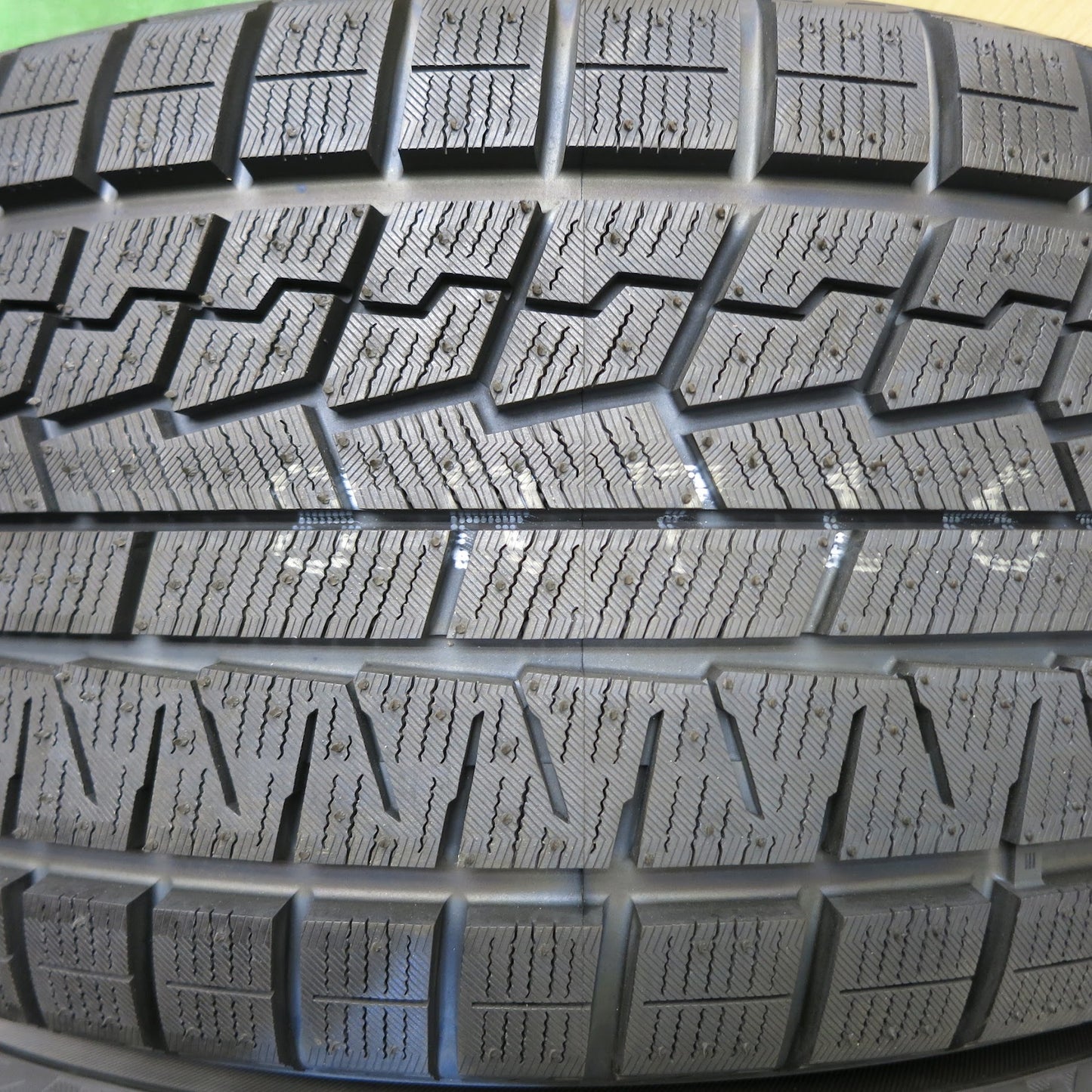 [送料無料]未使用 22年★ベンツ BMW 等 EURO BAHN SPORT TECHNIC 245/45R18 スタッドレス ヨコハマ アイスガード iG70 スポーツテクニック PCD112/5★3061311Hス