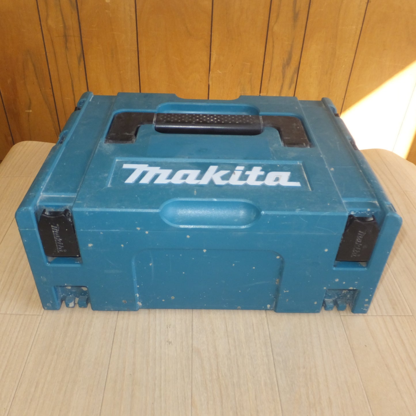 [送料無料] ★マキタ makita パワーソースキット XGT2 A-69733　バッテリ BL4040 2個　急速充電器 DC40RA　セット★
