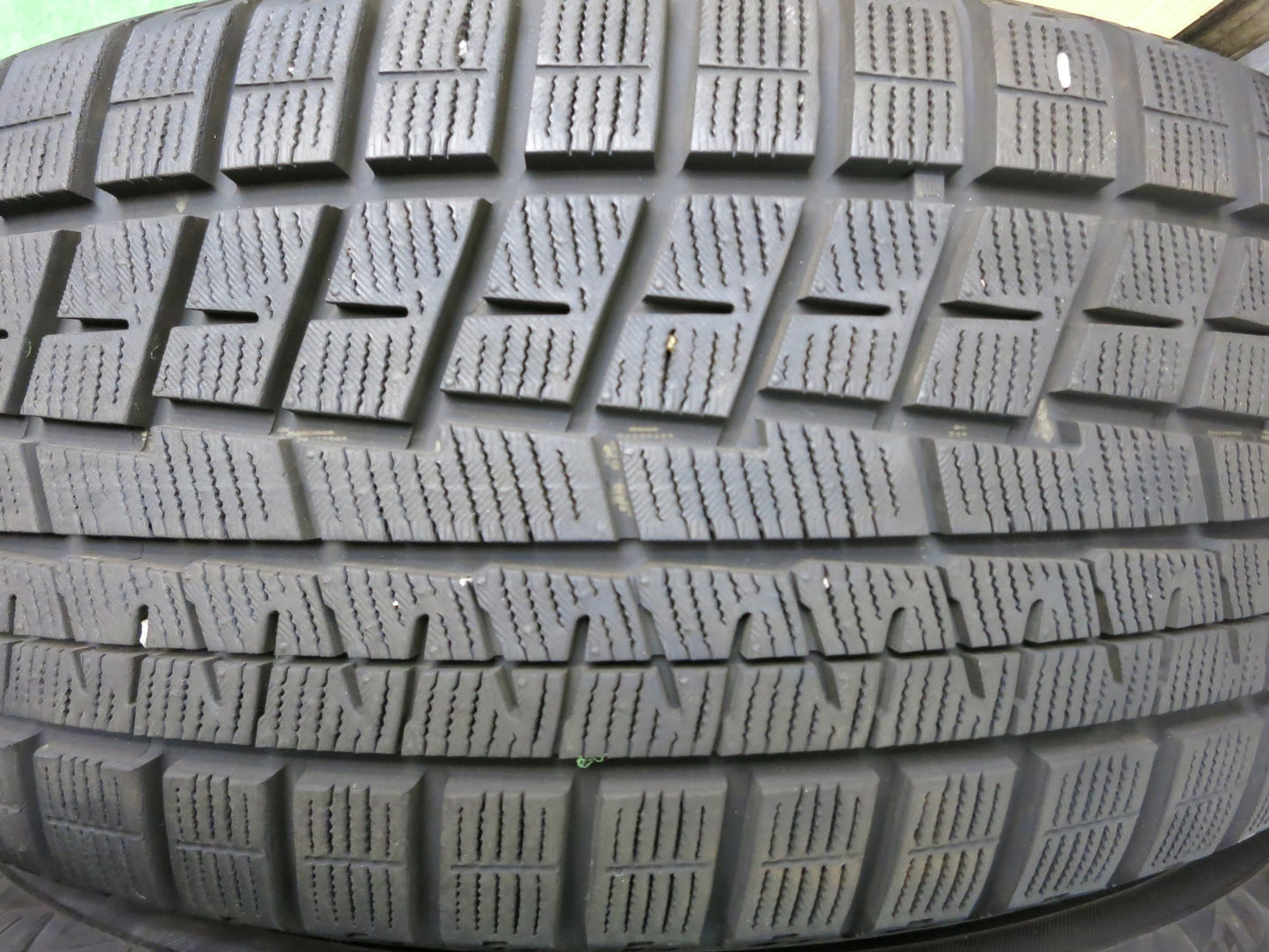 [送料無料]バリ溝！キレイ！9.5分以上★スタッドレス 225/55R17 ヨコハマ アイスガード iG60 SIBILLA NEXT L-5 シビラ 17インチ PCD114.3/5H★2120201Hス