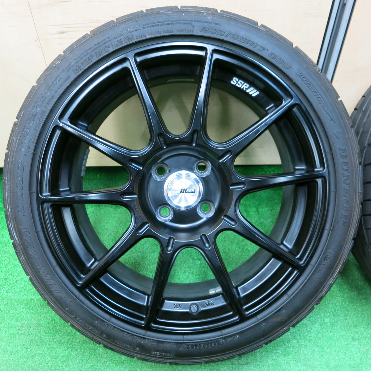 *送料無料*バリ溝！キレイ！9分★SSR GTX01 タナベ 205/45R17 ダンロップ ディレッツァ DZ102 17インチ PCD100/4H★3112802イノ