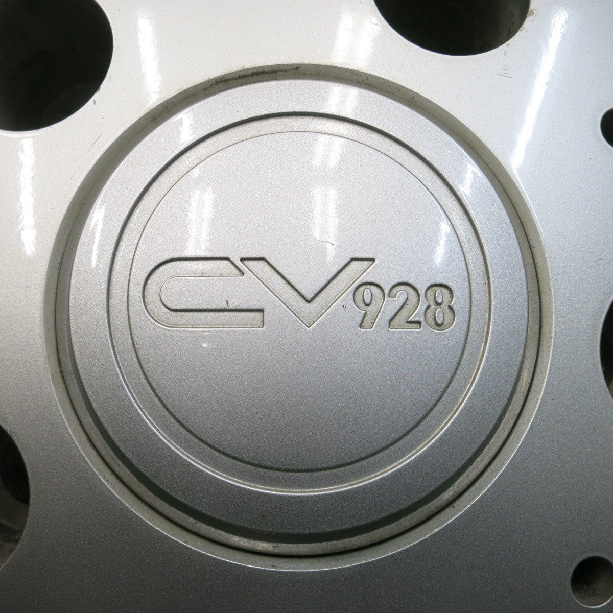 *送料無料* 超バリ溝！ほぼ10分★ランクル 等 275/65R17 スタッドレス ヨコハマ ジオランダー i/T-S CV928 17インチ PCD150/5H★4022604イス