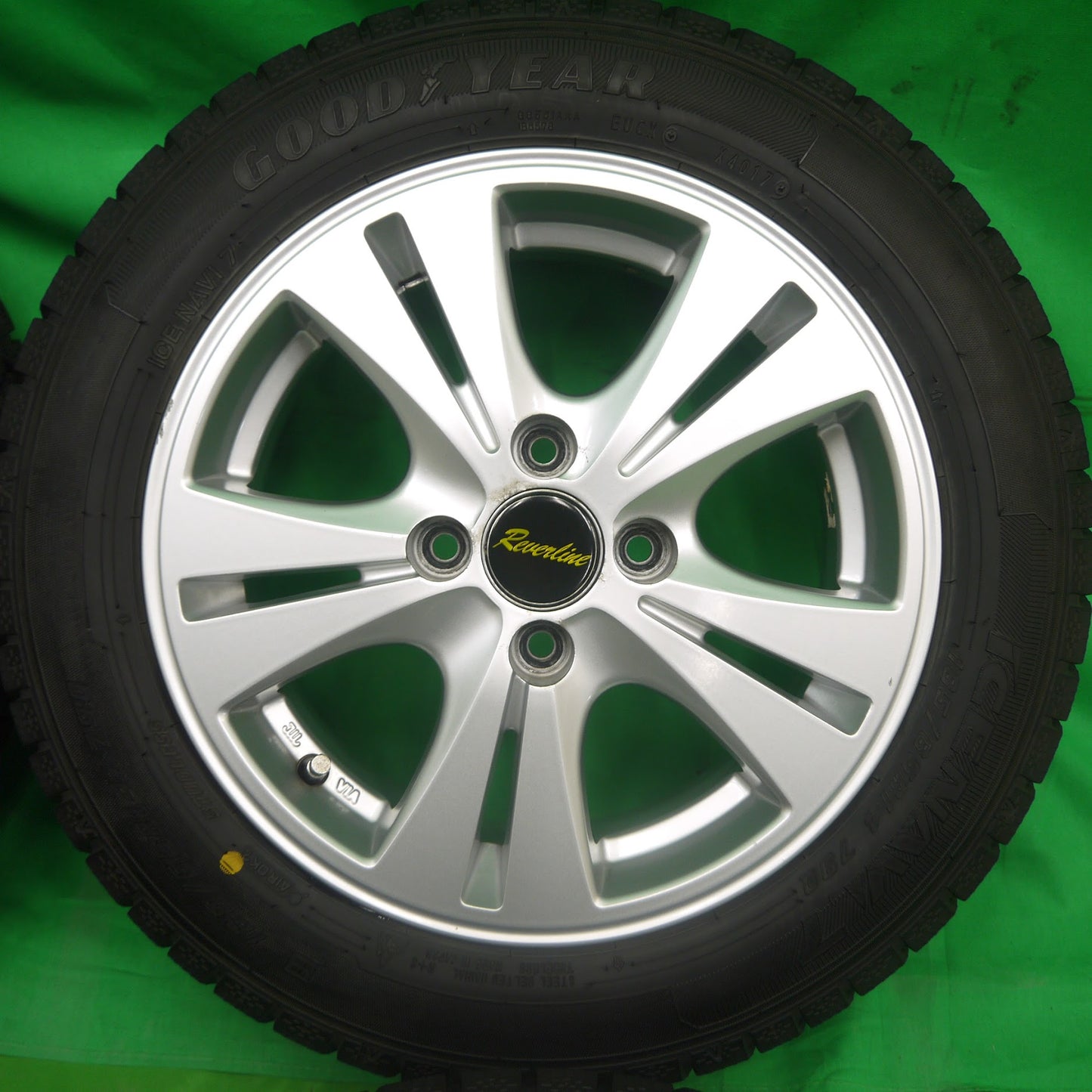 [送料無料]バリ溝！9.5分以上★スタッドレス 165/65R14 グッドイヤー アイスナビ7 Reverline リバーライン 14インチ PCD100/4H★3070101KAス