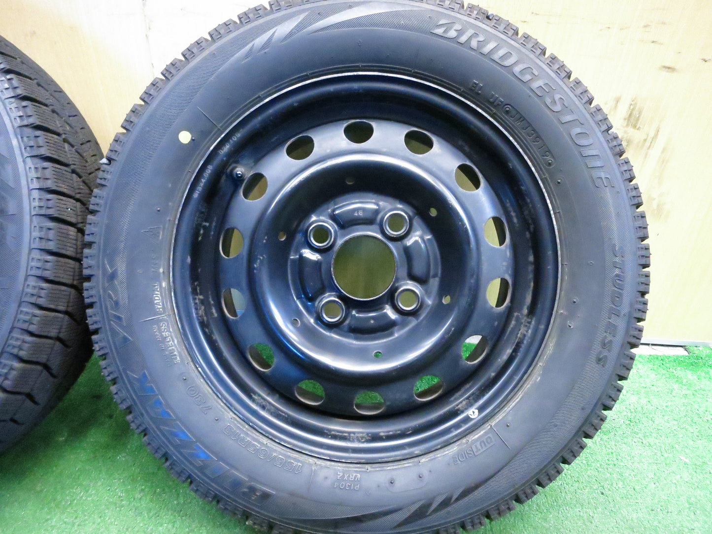 [送料無料]バリ溝！19年！9.5分★スタッドレス 155/65R13 ブリヂストン ブリザック VRX スチール ホイール 13インチ PCD100/4H★3013105Hス