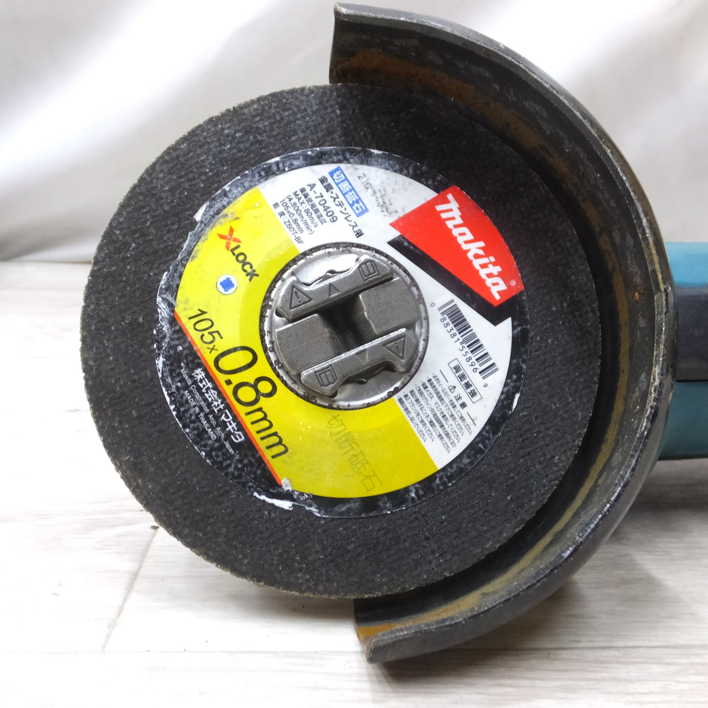 [送料無料] キレイ◆makita マキタ 100mm 充電式ディスクグラインダ GA420DRGX 18V バッテリー2個 充電器付き 研磨機 電動工具◆
