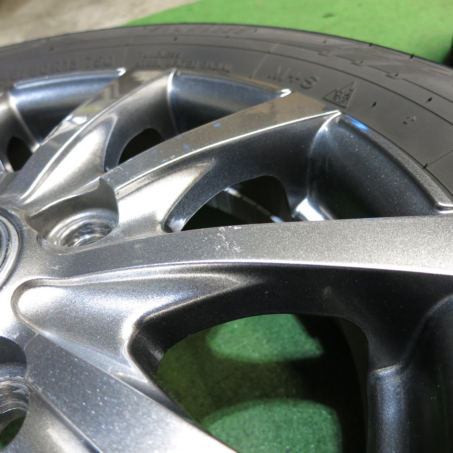 [送料無料]バリ溝！21年！9.5分以上★スタッドレス 145/80R13 トーヨー オブザーブ ガリット GIZ Exceeder エクシーダー 13インチ PCD100/4H★3041401Hス