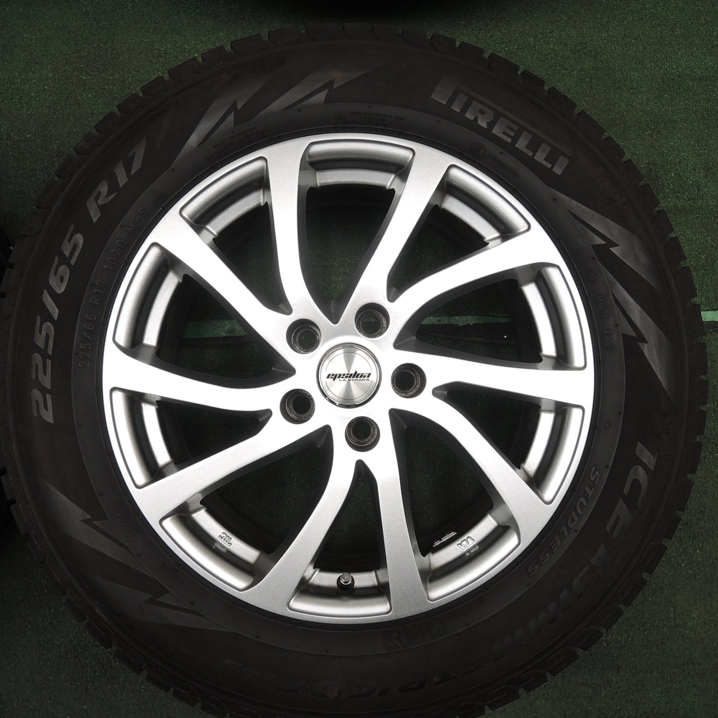 *送料無料* バリ溝！20年！キレイ！9分★スタッドレス 225/65R17 ピレリ アイスアシンメトリコ プラス epsdon LA STRADA PCD114.3/5H★4030107TNス