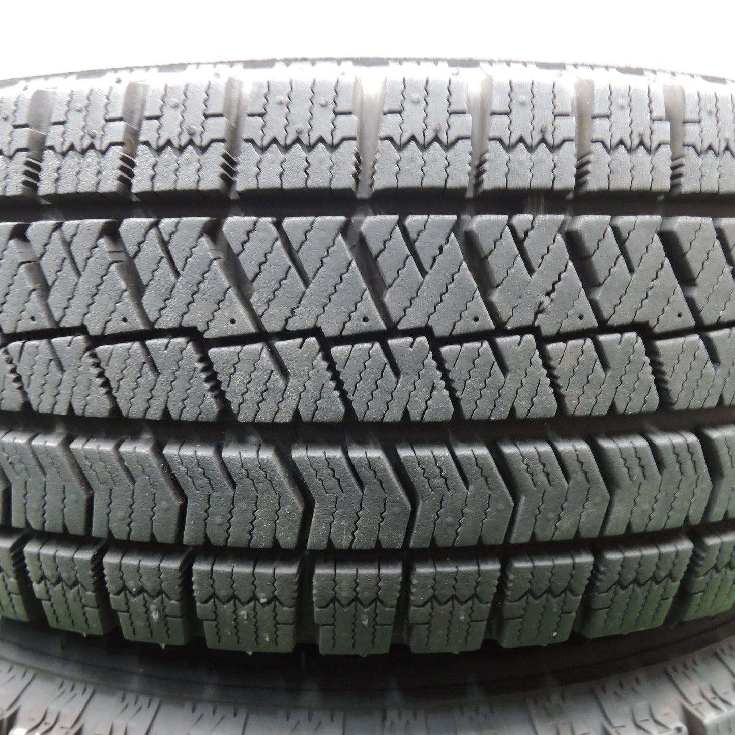 *送料無料*バリ溝！22年！キレイ！9.5分以上★スタッドレス 185/70R14 ブリヂストン ブリザック VRX2 LAPORTA ラポルタ 14インチ PCD100/4H★3111512SYス