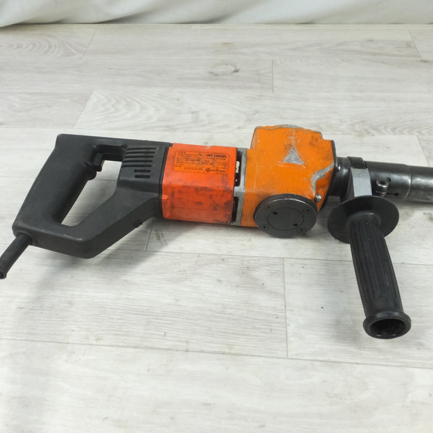[送料無料] ◆NITTO 日東工器 電動ジェットタガネ EJC-32A 電動式多針タガネ チゼル 汎用タイプ 電動工具 100V◆
