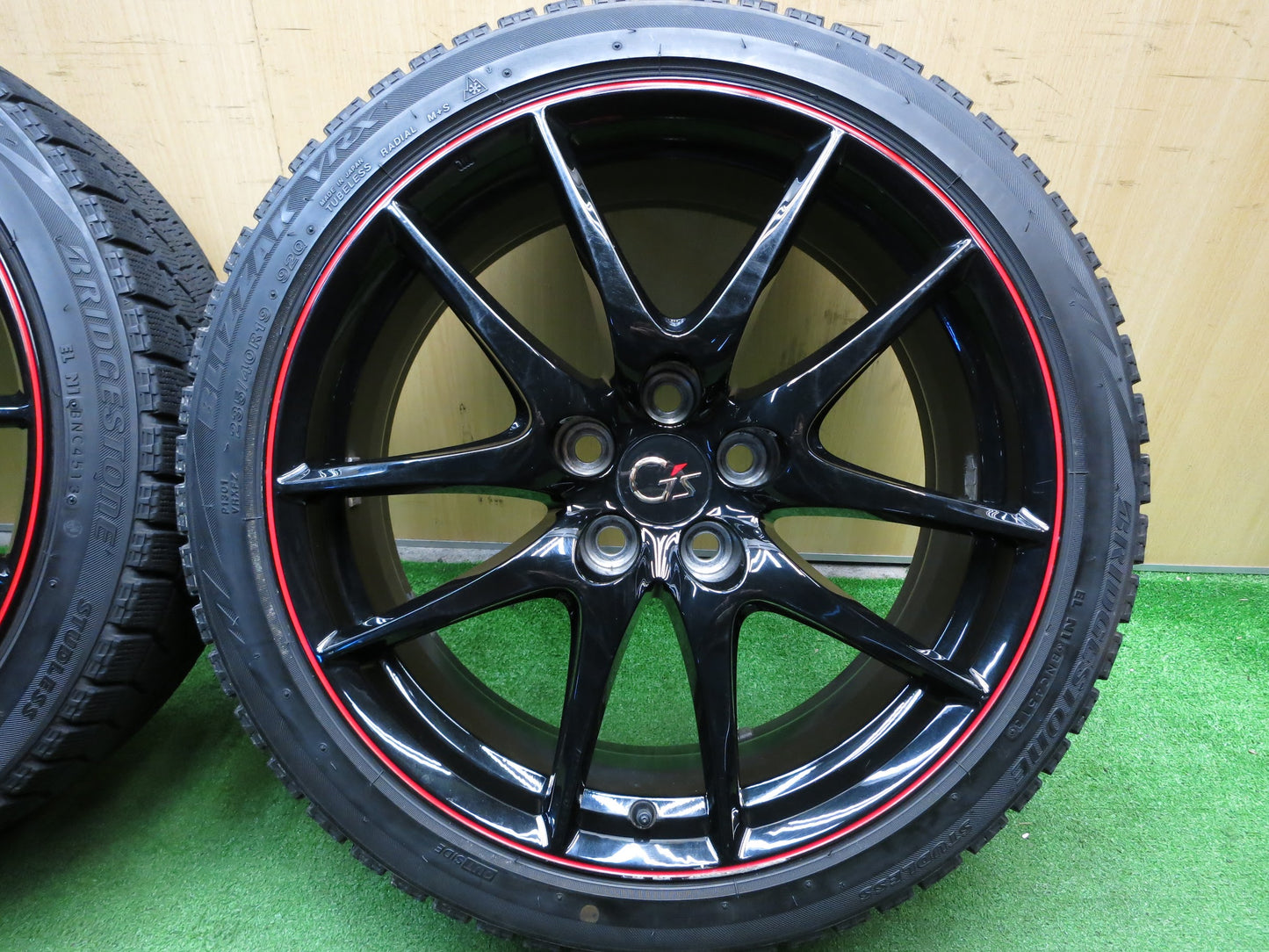 [送料無料]4本価格★トヨタ 130系 マークX G's 純正 235/40R19 スタッドレス ブリヂストン ブリザック VRX 19インチ PCD114.3/5H★2112204Hス