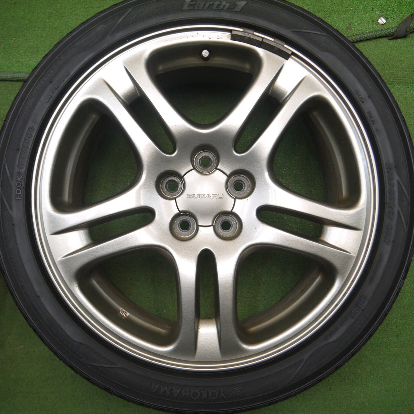 *送料無料* キレイ★スバル レガシィ 純正 215/45R17 ヨコハマ Earth-1 17インチ PCD100/5H★4031207Hノ