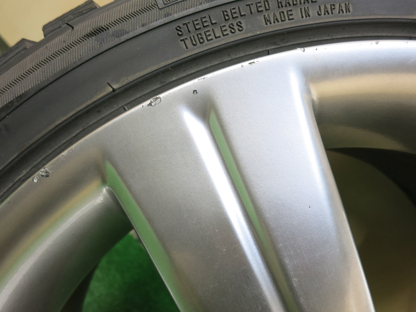 [送料無料]バリ溝！9分★レクサス GS430 純正 225/40R18 スタッドレス ダンロップ ウインターマックス WM01 18インチ PCD114.3/5H★3030408ヒス