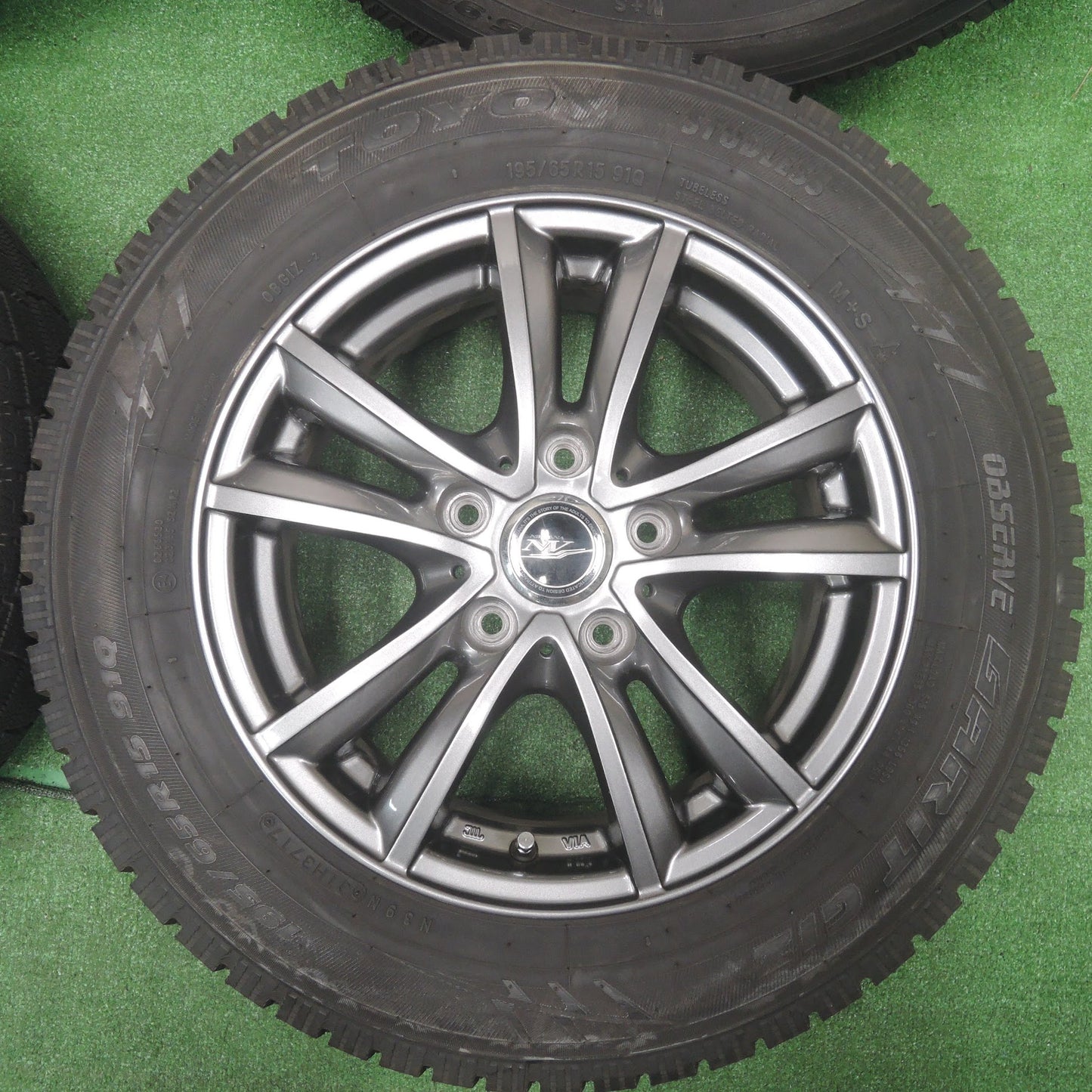[送料無料]バリ溝！キレイ！9.5分★スタッドレス 195/65R15 トーヨー ガリット G5 オブザーブ ガリット GIZ NIRVANA NV ニルバーナ PCD114.3/5H★3101707SYス