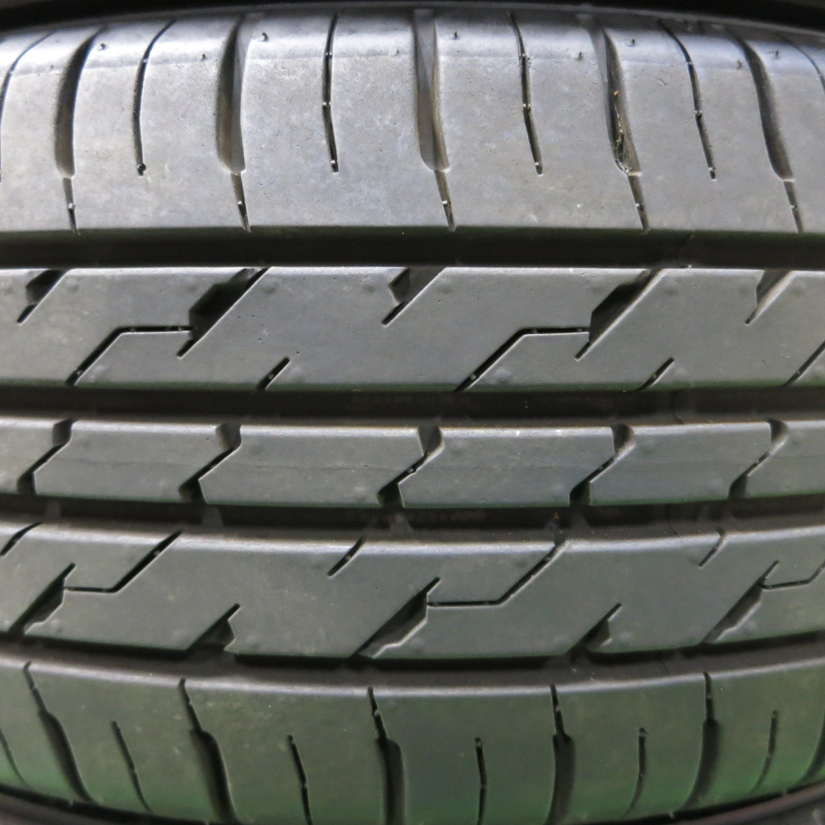 *送料無料*超バリ溝！20年！ほぼ10分★185/60R15 ECOFINE エコファイン 15インチ タイヤ アクア ヴィッツ ヤリス 等★3112902イノタ