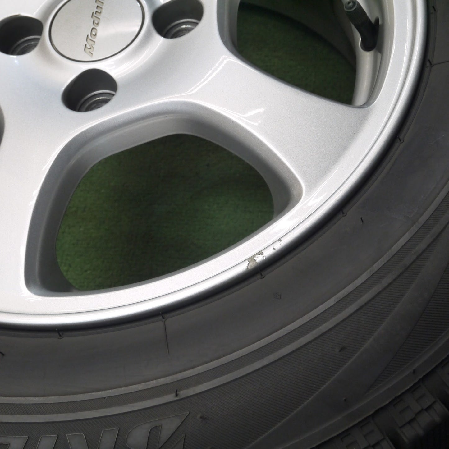 [送料無料]バリ溝！19年！キレイ！8.5分★ホンダ フリード 純正 Modulo 185/70R14 スタッドレス ブリヂストン ブリザック VRX 14インチ PCD100/4H★3070802KAス