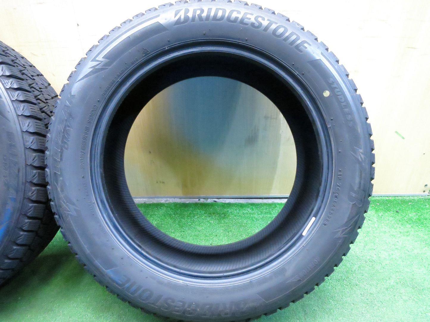 [送料無料]4本価格！20年★スタッドレス 235/55R18 ブリヂストン ブリザック DM-V3 タイヤ 18インチ ハリアー レクサスNX エクストレイル 等★3010903Hスタ