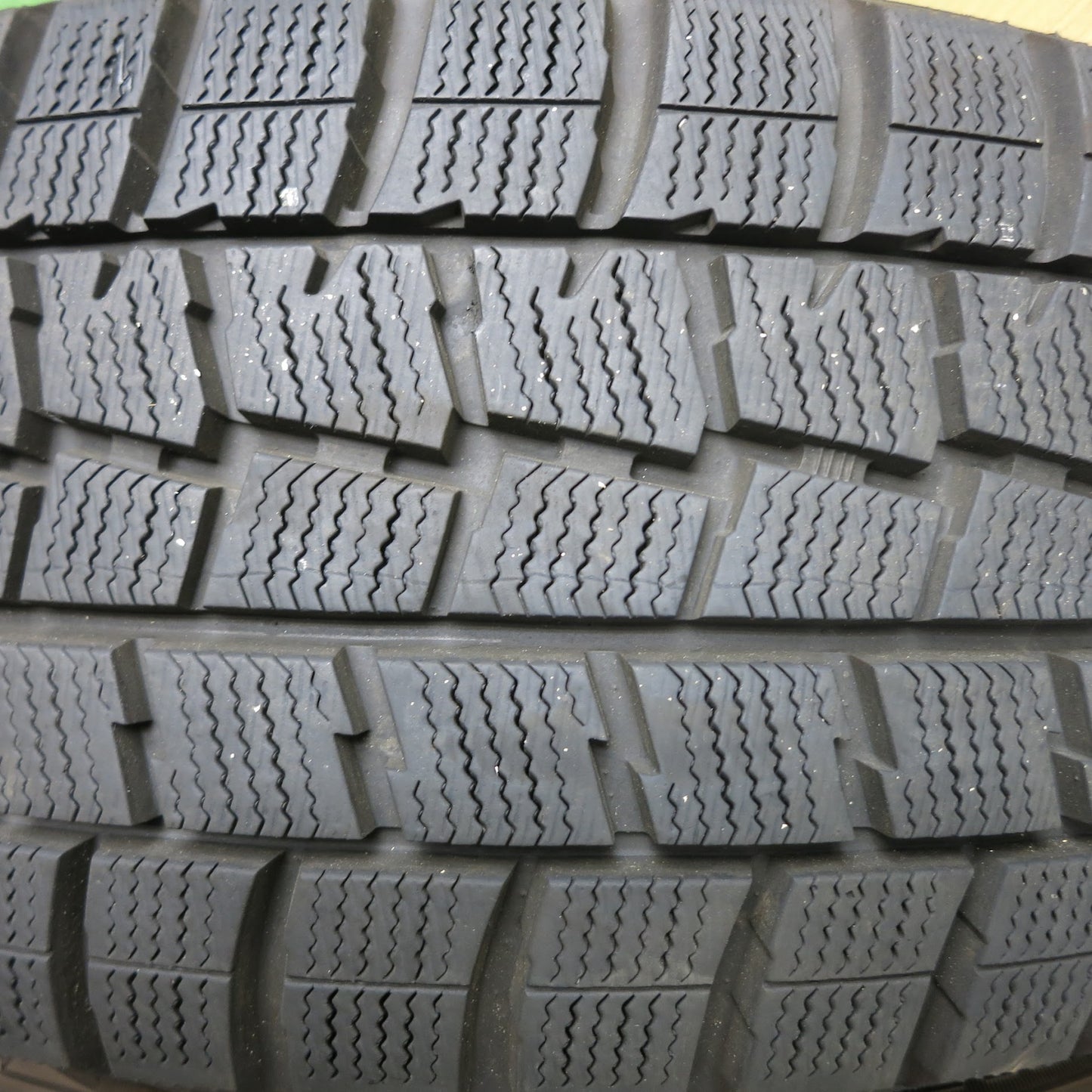 [送料無料]バリ溝！綺麗！9.5分以上★アウディ A4 A5 A6 純正 OP 225/50R17 スタッドレス ダンロップ ウインターマックス WM01 17インチ PCD112/5H★3060204Hス