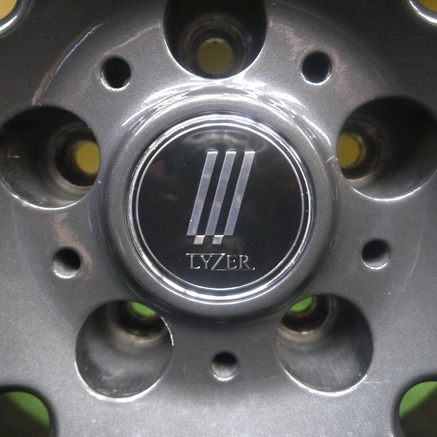 [送料無料]バリ溝！キレイ！9分★スタッドレス 235/50R18 グッドライド SW608 LYZER 社外 アルミ 18インチ PCD114.3/5H★3092201Hス