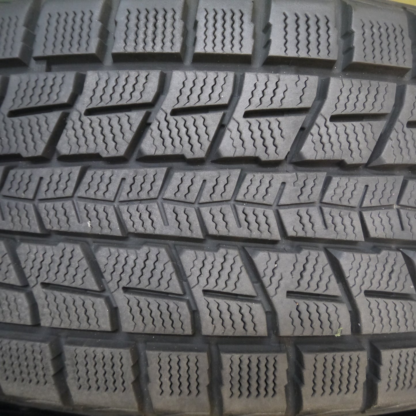 *送料無料*バリ溝！キレイ！9.5分★スタッドレス 235/55R18 ダンロップ ウインターマックス SJ8 DORFREN ドルフレン 18インチ PCD114.3/5H★4011208Hス