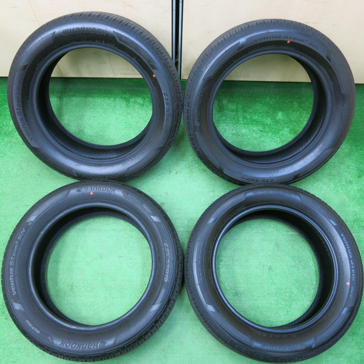 *送料無料*新車外し！23年★235/55R19 ハンコック ベンタス S1 evo3 SUV タイヤ 19インチ エクストレイル レクサス RX RAV4 等★3120918イノタ