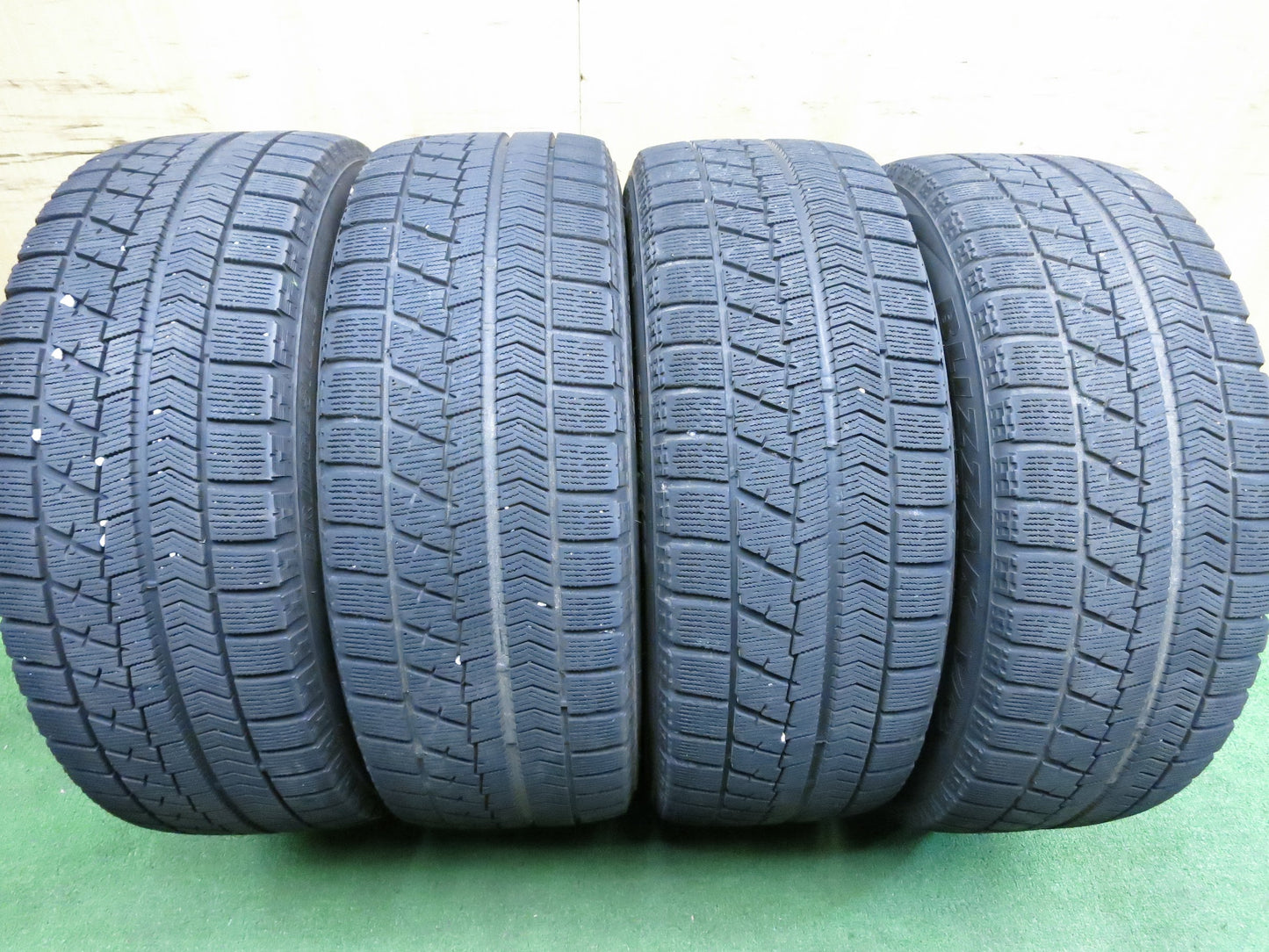 [送料無料]4本価格★スタッドレス 215/55R17 ブリヂストン ブリザック VRX LSZ 社外 アルミ 17インチ PCD114.3/5H★2121607Hス