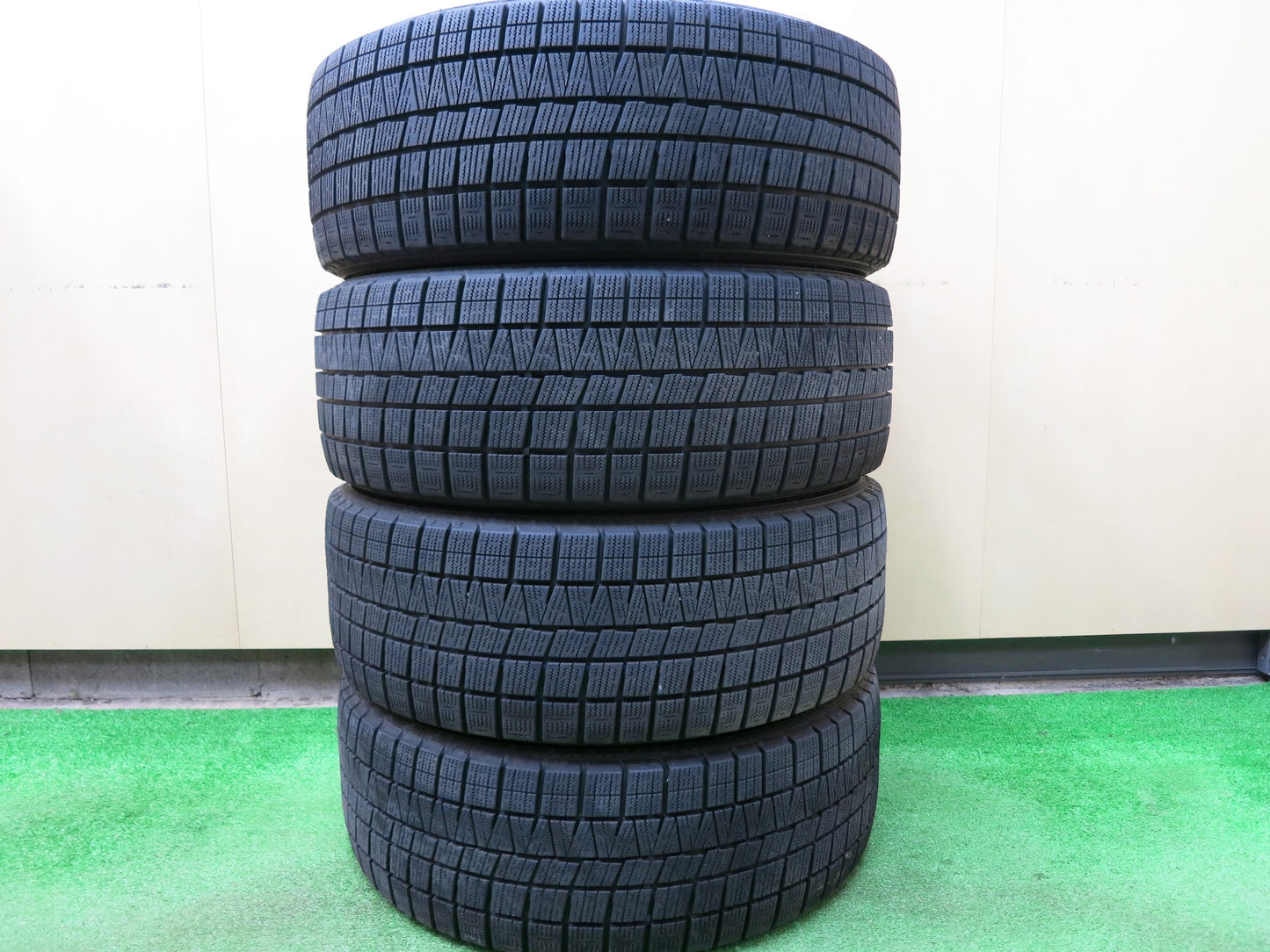[送料無料]バリ溝！8.5分★スタッドレス 225/45R18 ナンカン CORSAFA T.R.G.5. TRG5 社外 アルミ 18インチ PCD114.3/5H★2122705ヒス