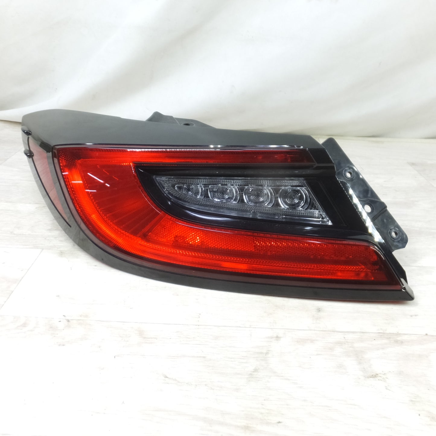 [送料無料] ◆トヨタ GR86 ZN8 スバル BRZ ZD8 純正 テールランプ テールライト 左右セット ICHIKOH D258◆