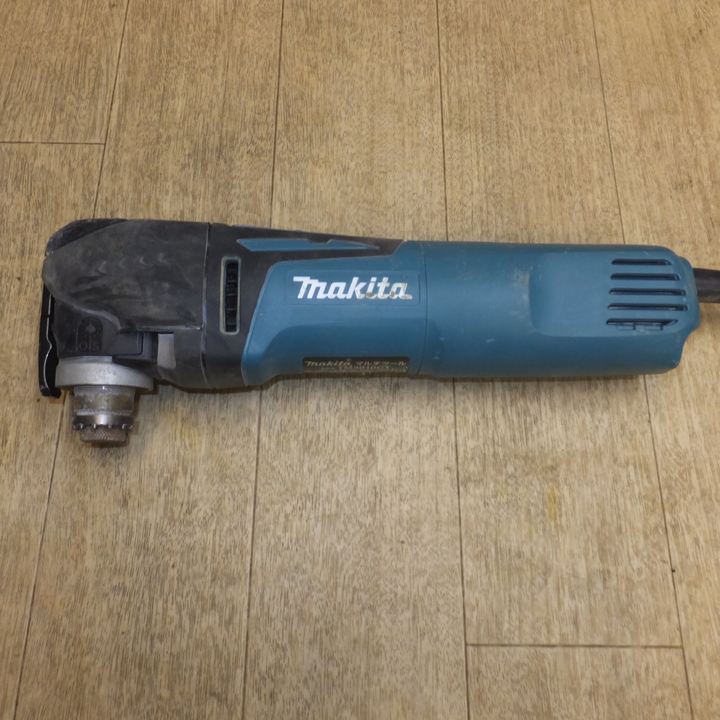[送料無料]★マキタ makita マルチツール TM3010CT　100V～ 3.4A 50-60Hz 320W★