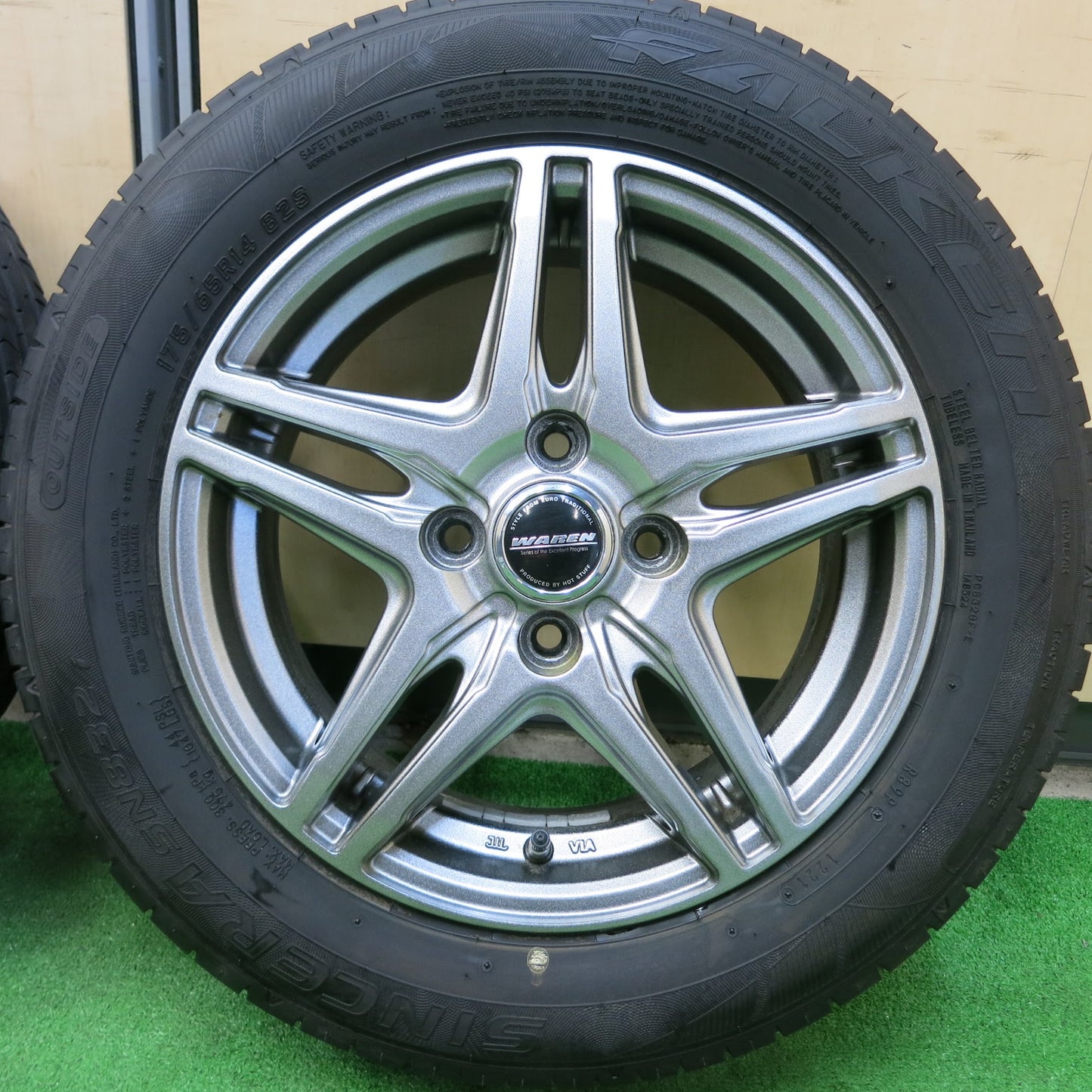 [送料無料]バリ溝！21年！キレイ！9.5分★175/65R14 WAREN HOT STUFF ファルケン シンセラ SN832i ヴァーレン 14インチ PCD100/4H★3082801ヒノ