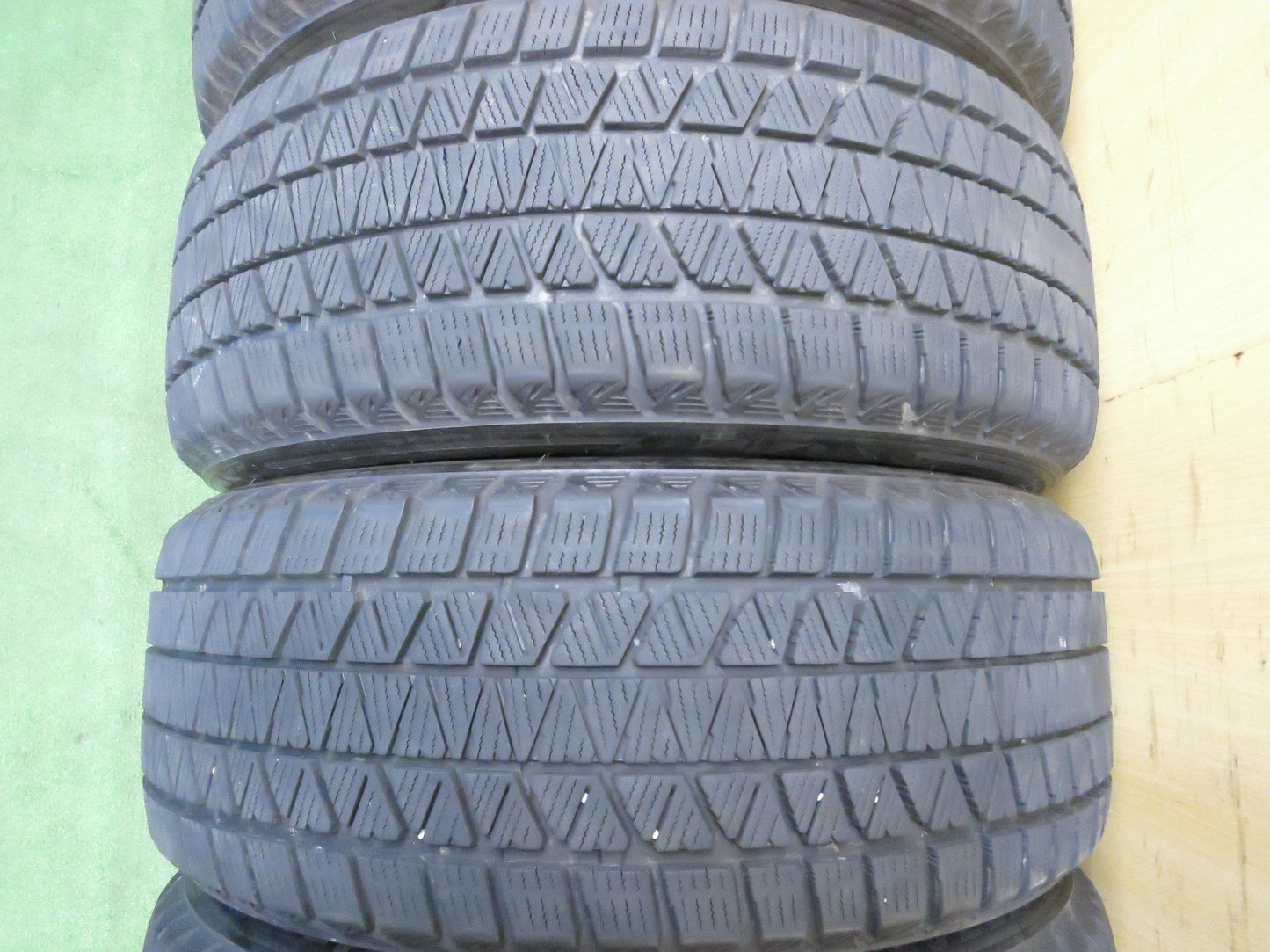 [送料無料]4本価格！20年★スタッドレス 235/55R18 ブリヂストン ブリザック DM-V3 タイヤ 18インチ ハリアー レクサスNX エクストレイル 等★3010903Hスタ
