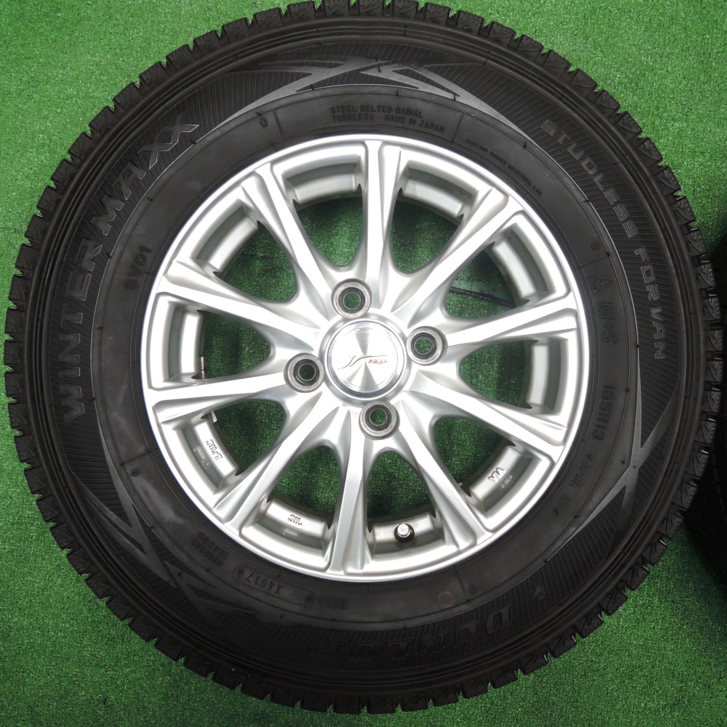 [送料無料]バリ溝！キレイ！9.5分★スタッドレス 165R13 6PR ダンロップ ウインターマックス SV01 JOKER weds ジョーカー 13インチ PCD100/4H★3081706NJス