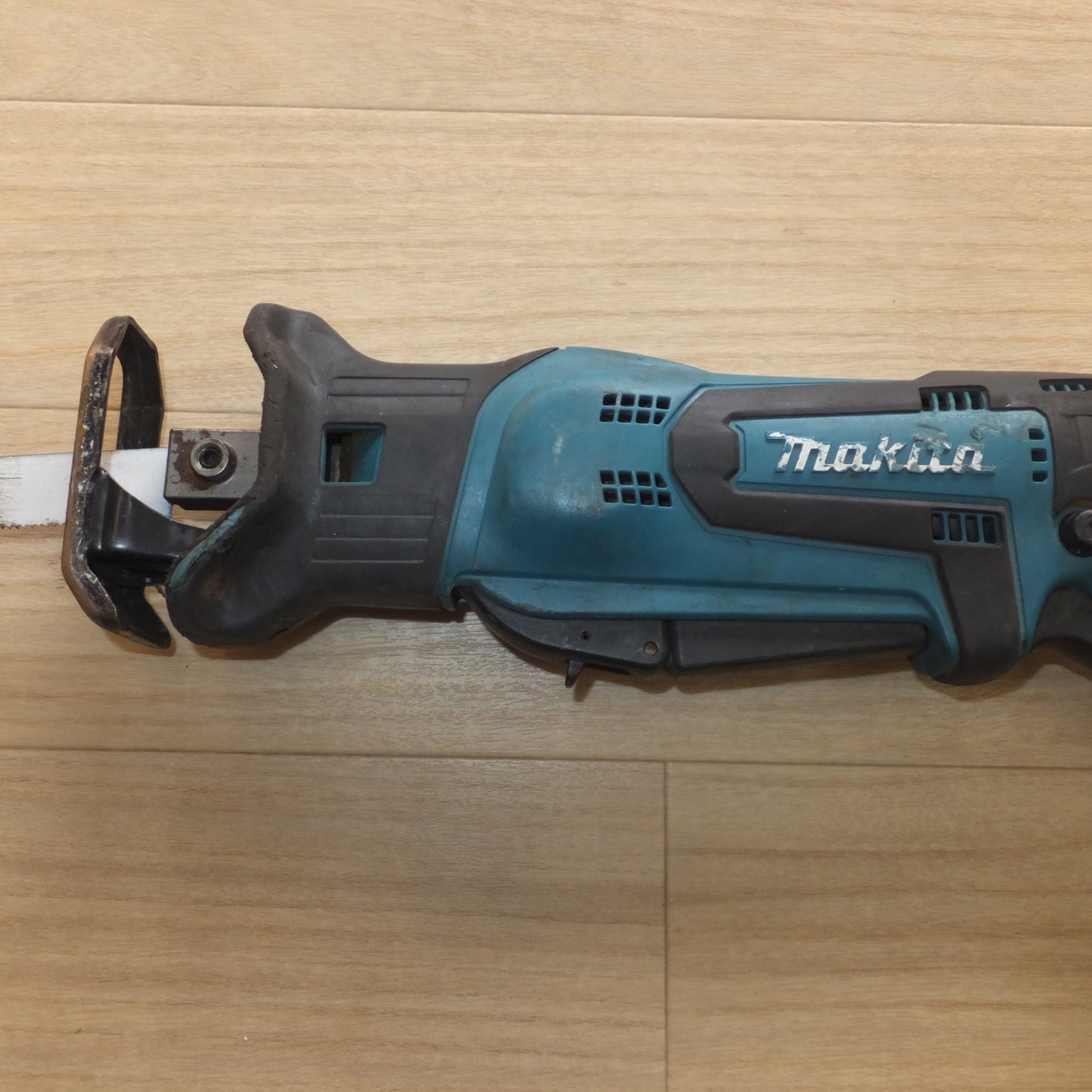 [送料無料] ★マキタ makita 充電式レシプロソー JR144D　バッテリ BL1430　セット★