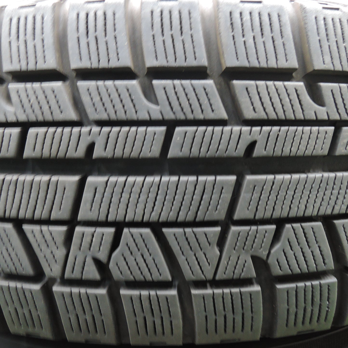 *送料無料*バリ溝！9分★スタッドレス 195/65R15 ヨコハマ アイスガード iG50 プラス MiLLOUS ミルアス 15インチ PCD114.3/5H★4010206HAス