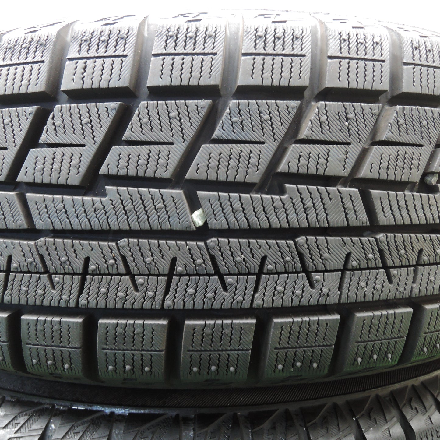 *送料無料*超バリ溝！21年！キレイ！ほぼ10分★スタッドレス 185/60R15 ヨコハマ アイスガード iG60 WAREN ヴァーレン 15インチ PCD100/4H★4011504NJス