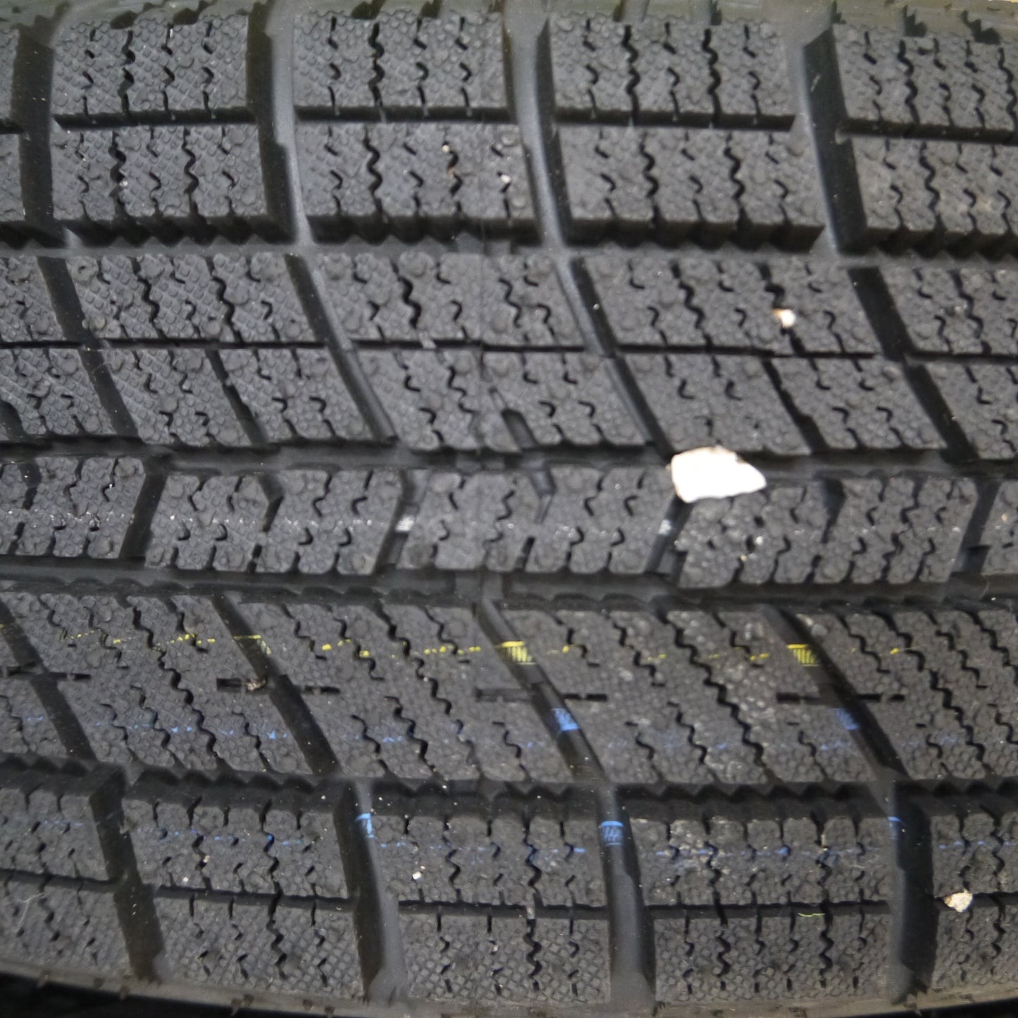 *送料無料*バリ溝！22年！キレイ！ほぼ10分★スタッドレス 155/65R14 ナンカン アイスアクティバ AW-1 Fang ファング 14インチ PCD100/4H★3102503Hス