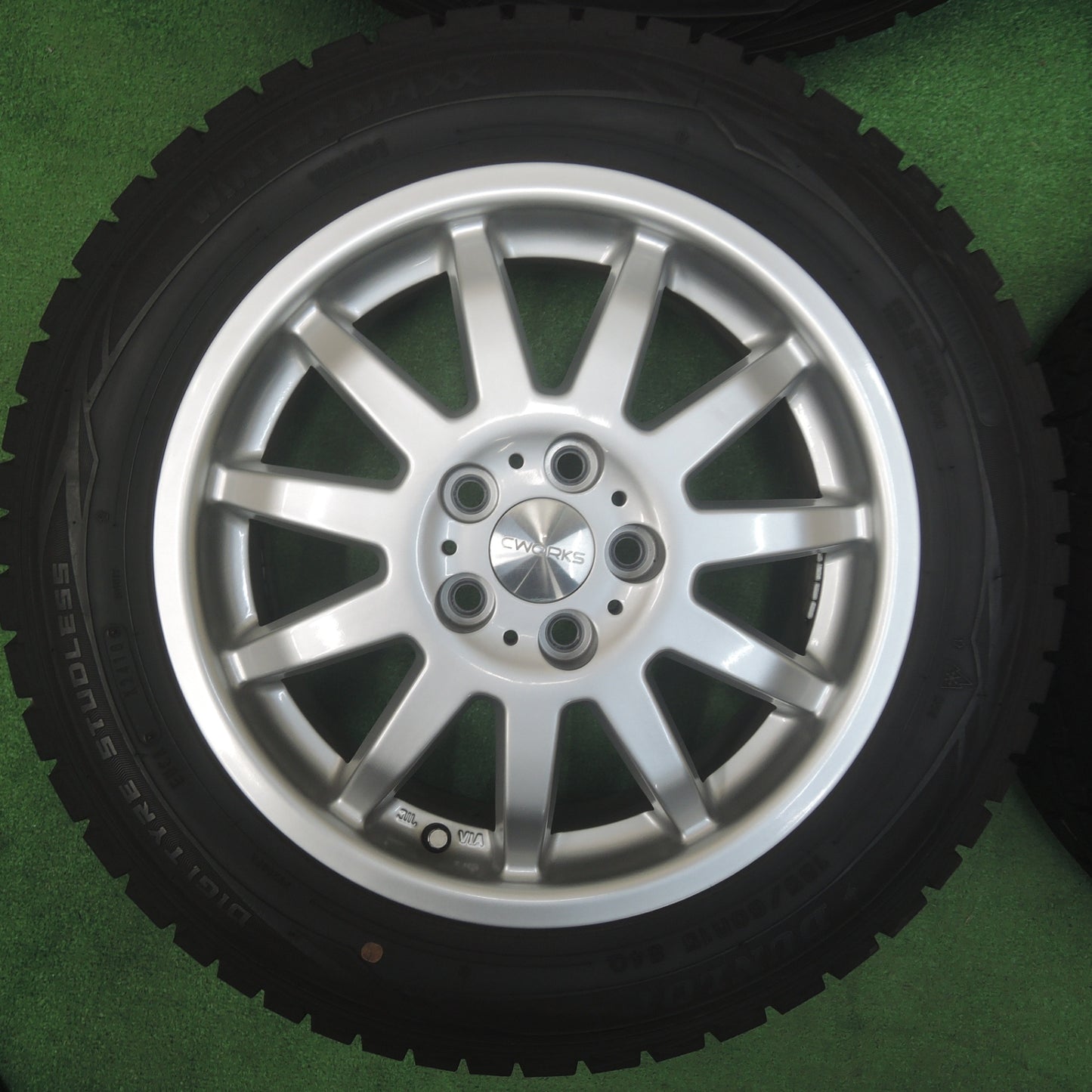 *送料無料* バリ溝！キレイ！9.5分★スタッドレス 185/60R15 ダンロップ ウインターマックス WM01 CWORKS 15インチ PCD100/5H★4022106SYス