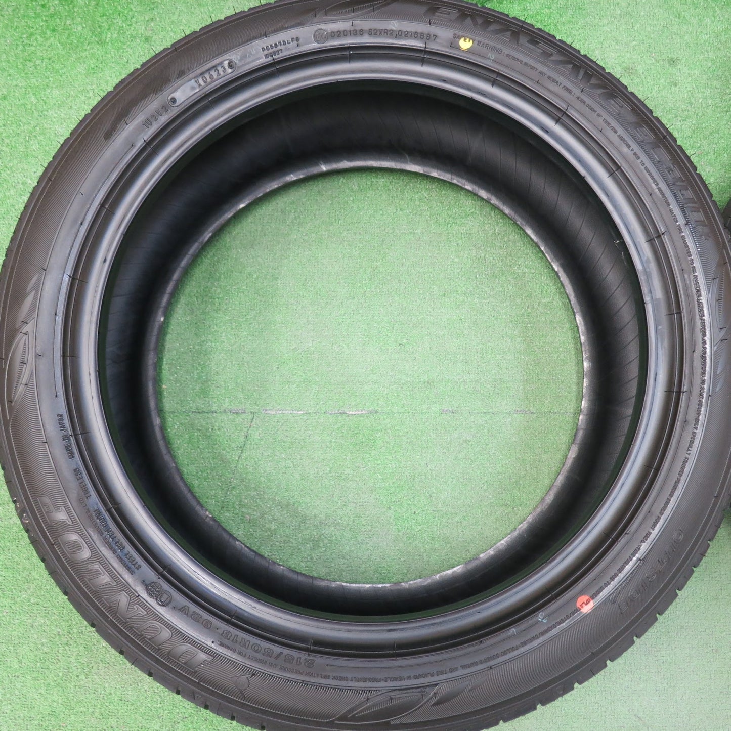 [送料無料]新車外し！23年★215/50R18 ダンロップ エナセーブ EC300+ タイヤ 18インチ ヤリスクロス CX-3 等★3031808ヒノタ