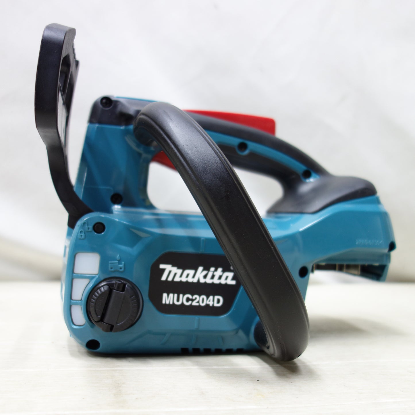 [送料無料] 美品◆makita マキタ 充電式チェンソー MUC204DRGX 18V BL1860B バッテリー2個 充電器付き 切断機 電動工具◆