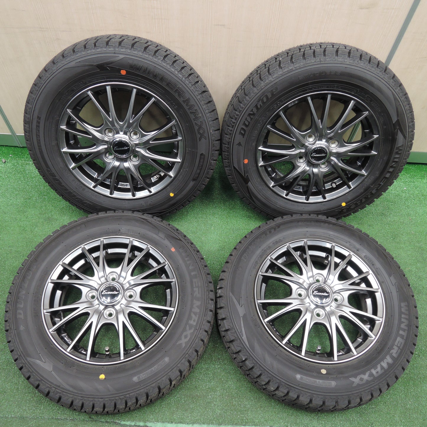*送料無料*バリ溝！22年！ほぼ10分★スタッドレス 145/80R13 ダンロップ ウインターマックス WM02 Exceeder エクシーダー PCD100/4H★3111506SYス