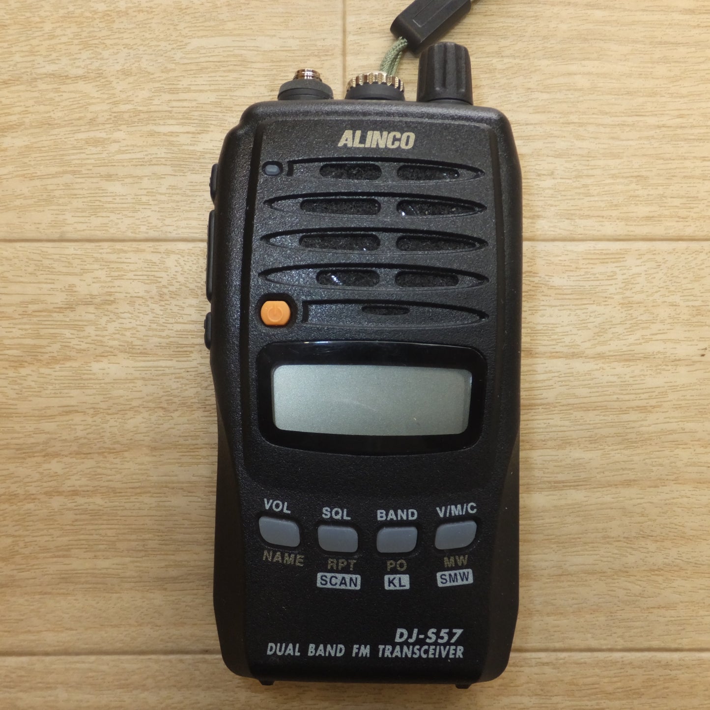 [送料無料] キレイ 現状品★アルインコ ALINCO デュアルバンド 144/430MHz FM 5W トランシーバー DJ-S57LA★