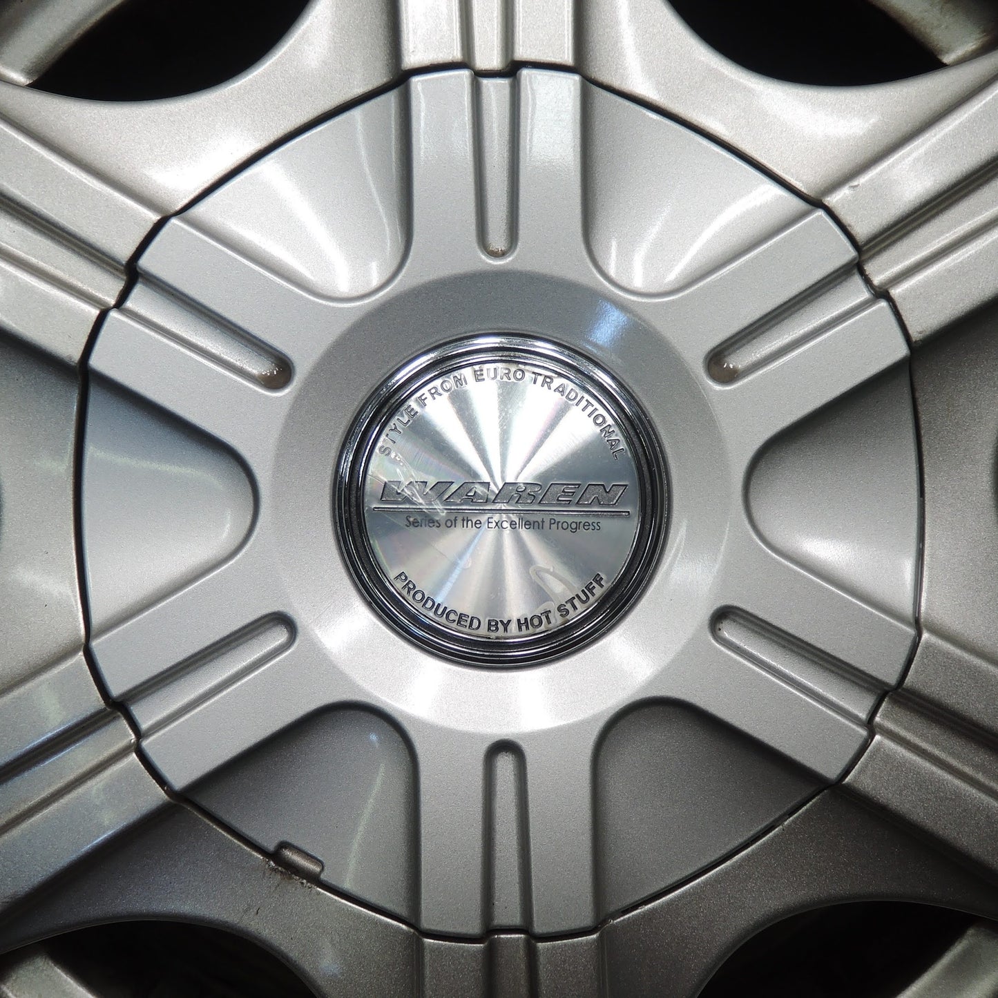 [送料無料]バリ溝！9.5分★スタッドレス 165R13 8PR ダンロップ ウインターマックス SV01 WAREN HOT STUFF ヴァーレン 13インチ PCD114.3/5H★3092402NJス