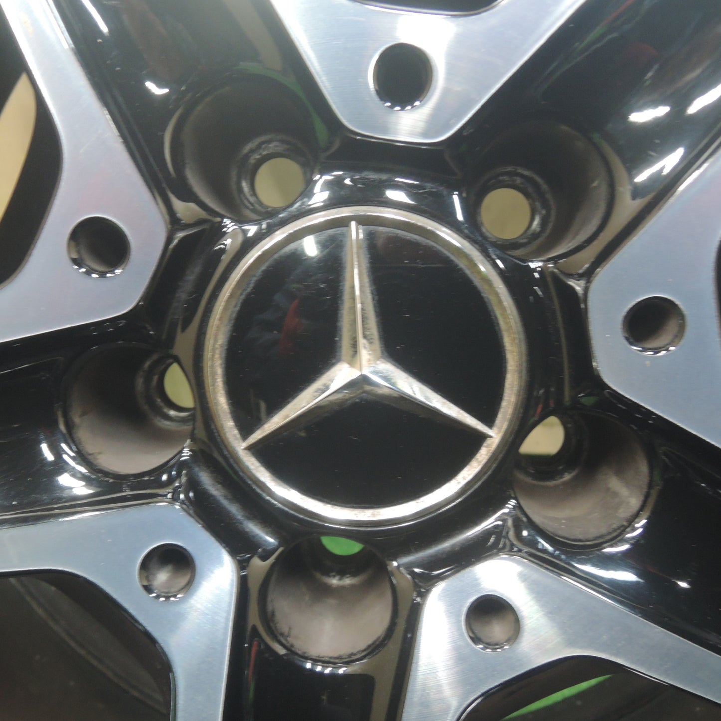[送料無料] バリ溝！22年！9.5分以上★ベンツ Cクラス W205 純正 AMG 225/45R18 スタッドレス ピレリ ICE ZERO PCD112/5H★4010907SYス