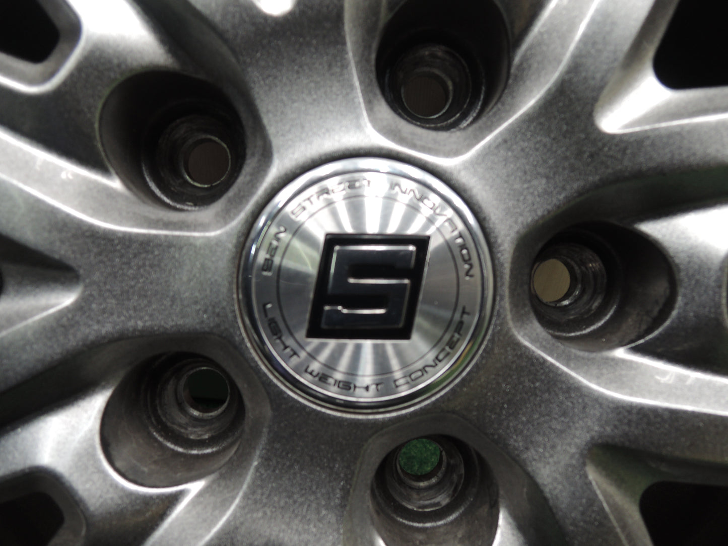 *送料無料*バリ溝！21年！9.5分★スタッドレス 195/65R15 ダンロップ ウインターマックス WM02 SEIN ザイン 15インチ PCD114.3/5H★3112502HAス