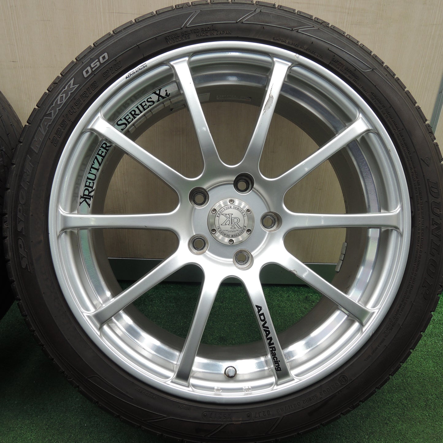 *送料無料*バリ溝！9分★225/45R18 ADVAN Racing KREUTZER SERIES Xi ダンロップ SPスポーツマックス 050 PCD114.3/5H★3121605HAノ